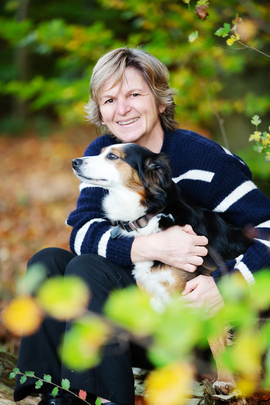 Entspanntes Portrait im Freien